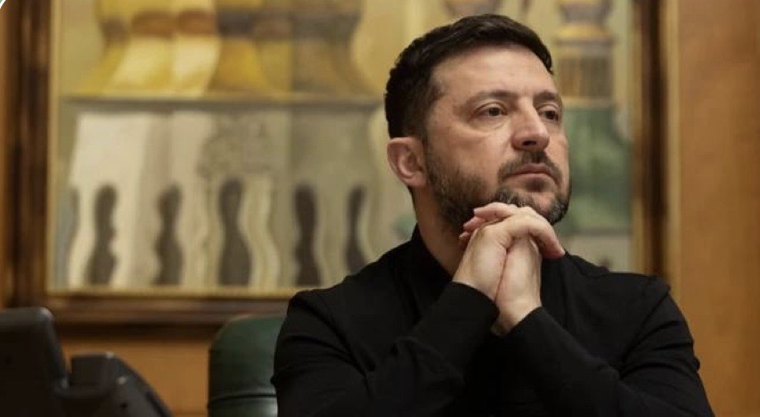 Зеленський після спілкування з військовими командувачами анонсував “ключові розмови” в понеділок 20 липня