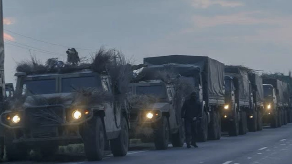 Окупанти в Криму отримали наказ до 4 липня екстрено вивезти важливі документи і техніку з Керчі та Феодосії