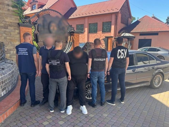 “Добрий заробок” на ухилянтах – $17000 з особи