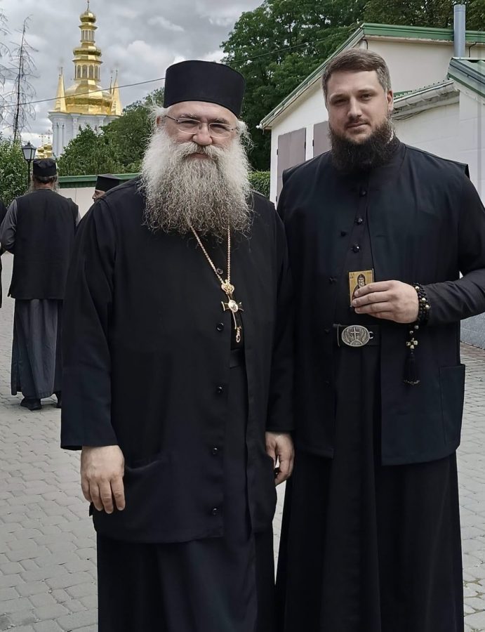 До Києво – Печерської лаври приїздили монахи з Афону