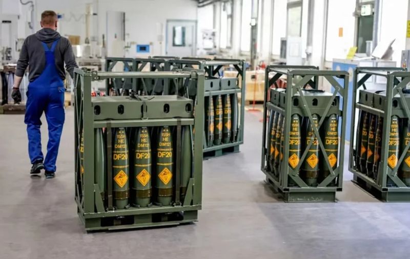 Rheinmetall передав в Україну перші далекобійні снаряди з  нового заводу