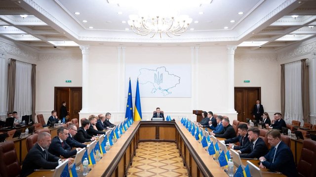 МВФ вимагає прискорення реформ для отримання кредиту