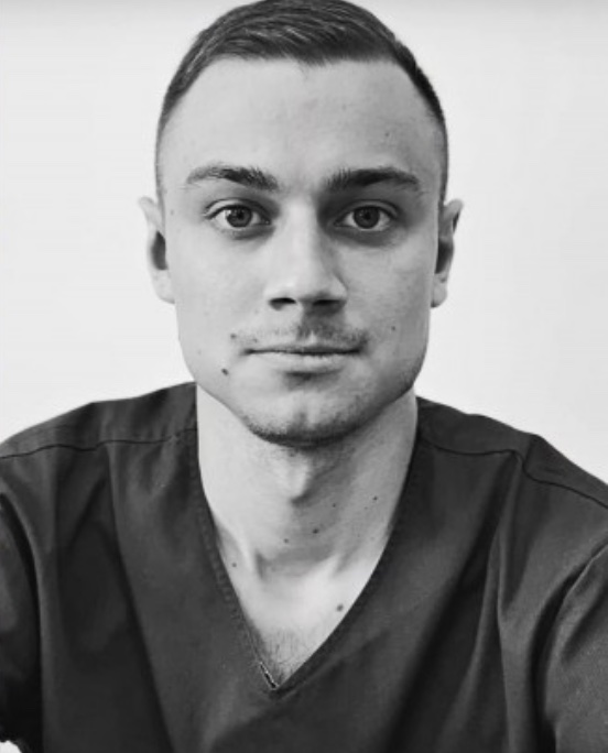 Похоронили молодого лікаря