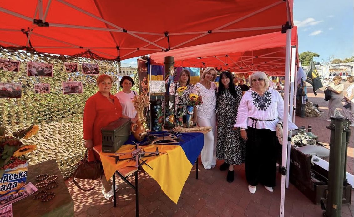 Ці люди наша цивільна зброя