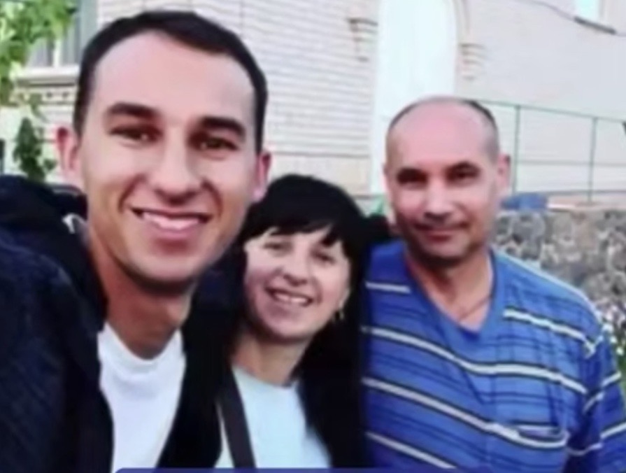 Два роки після «шахеда»: росіяни забрали у Віталія батьків і дім