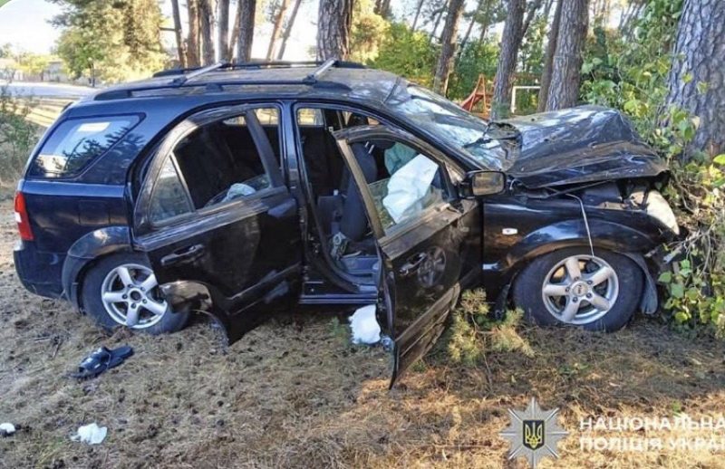 П ’яна 18-річна водійка спричинила ДТП: травмувалися троє людей