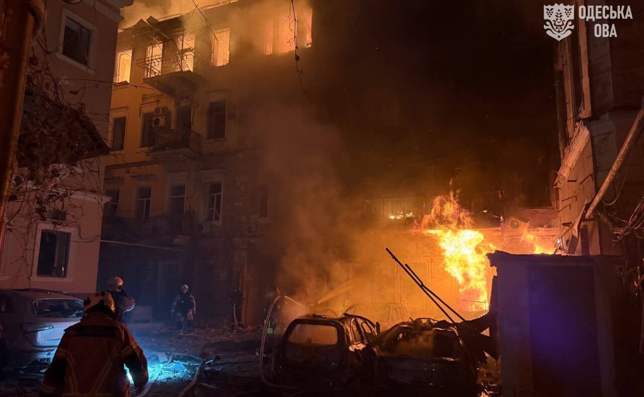 Вночі ворог масовано ударив по Одесі: