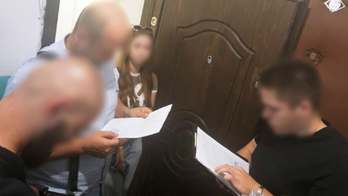 Викрили організаторку шахрайського кол-центру