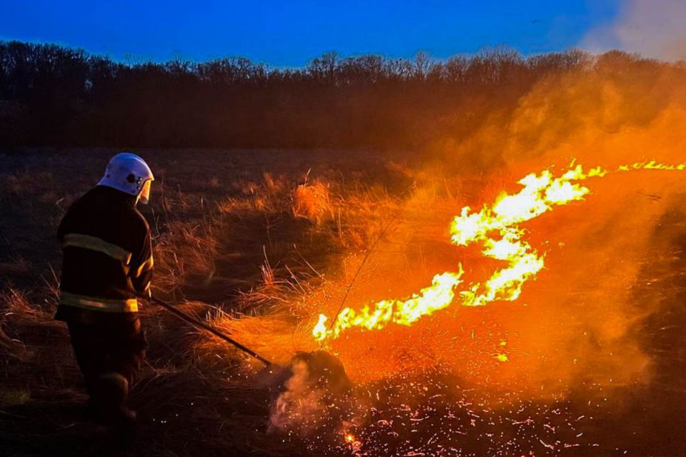На Вінниччині почастішали пожежі на відкритих територіях