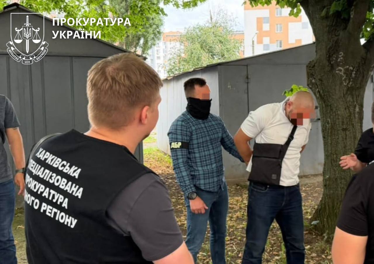 Офіцера ВСП вимагав $10 тисяч з СЗЧ-шника