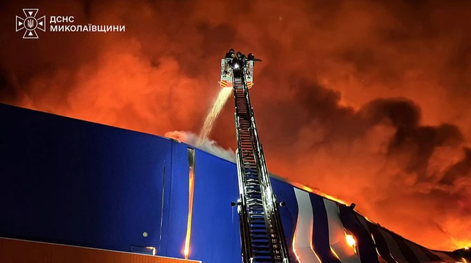 Окупанти вдарили по «Епіцентру» в Миколаєві