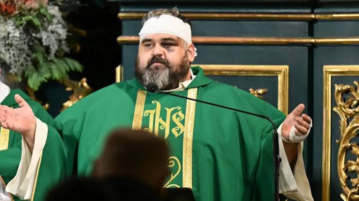 Поранений у монастирі польський священник пробачив нападника-українця
