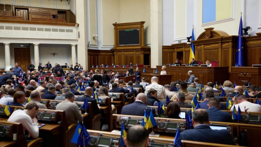 Нардепи заперечують, що пішли на 26-денні «канікули»