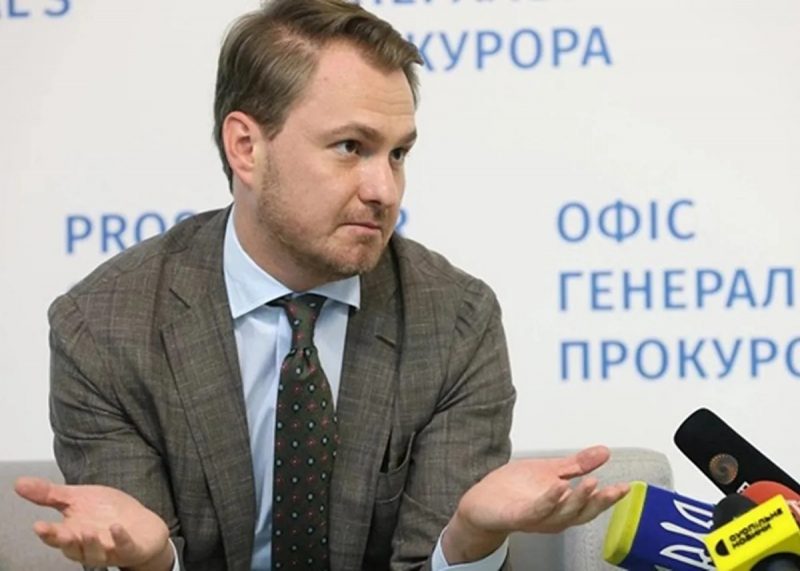 Екс-генпрокурор Кравченко написав заяву про звільнення з прокуратури