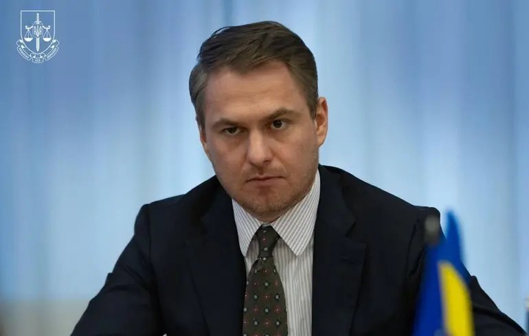 Ексгенпрокурор Кравченко прописався у центрі Відня