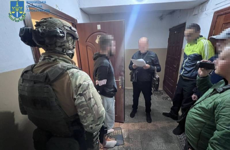 До 8 років ув’язнення засудили вінничанина, який ошукав 39 осіб на 830 тис. грн за схемою псевдобанкінгу