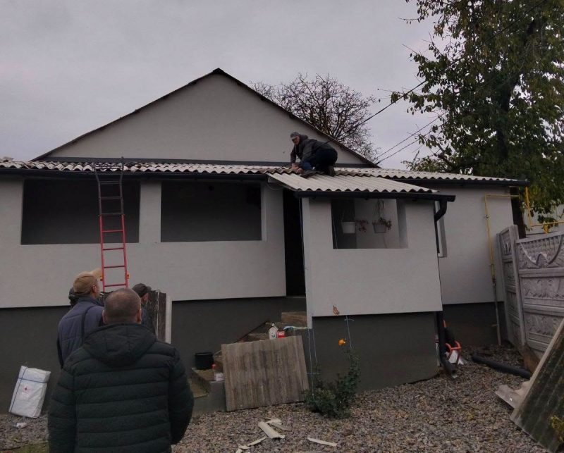 У 17 будинках Вінниці, пошкоджених внаслідок нічної атаки 25 жовтня, виконали ізоляційні роботи