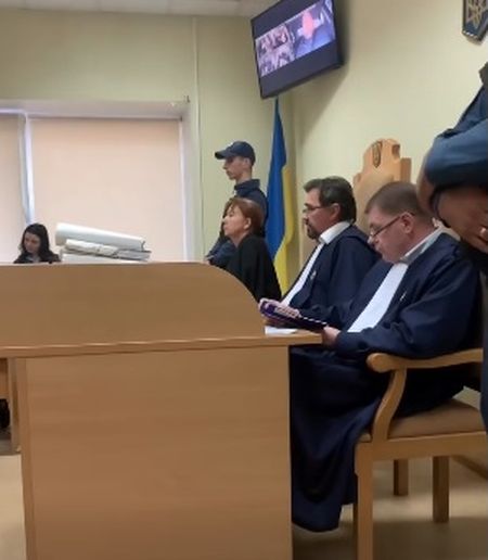 Юристи МПЦ перетворюють суд на цирк
