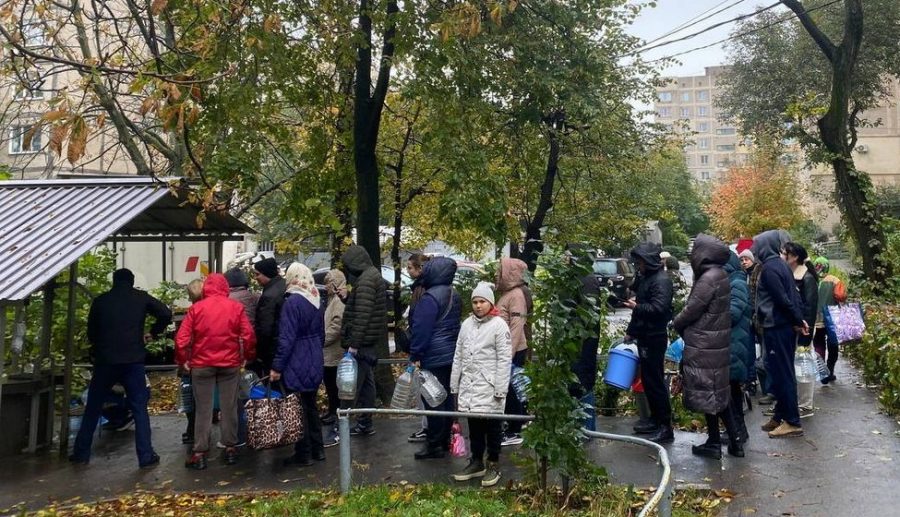 У Вінниці – великі черги до криниць