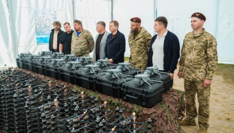 Вінниця передала захисникам ще понад 300 дронів