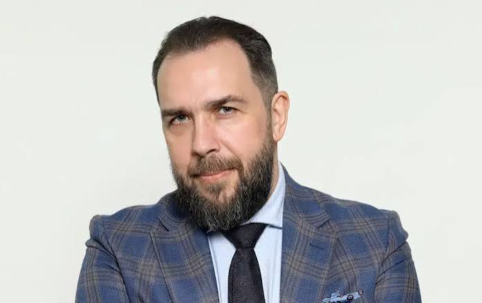 «Ми не нав’язуємо Україні її героїв, але закликаємо бути обережнішими», — керівник посольства Польщі Пйотр Лукасєвіч