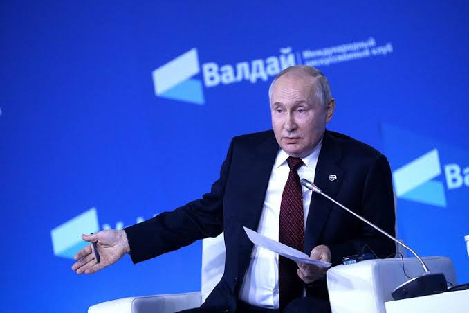 Сьогодні вночі Путін передав Україні чергову позитивну відповідь на пропозиції про мир