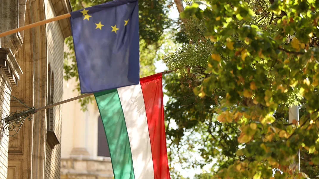 Болгарія й Угорщина домоглися, щоб з проєкту ЄС про вступ України прибрали формулювання «якнайшвидше» — KI