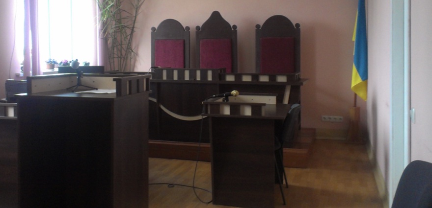 Зарплати суддів: 545 тисяч у Вищій раді правосуддя та 317 тисяч у ВАКС: Мінфін показав зарплати судової влади