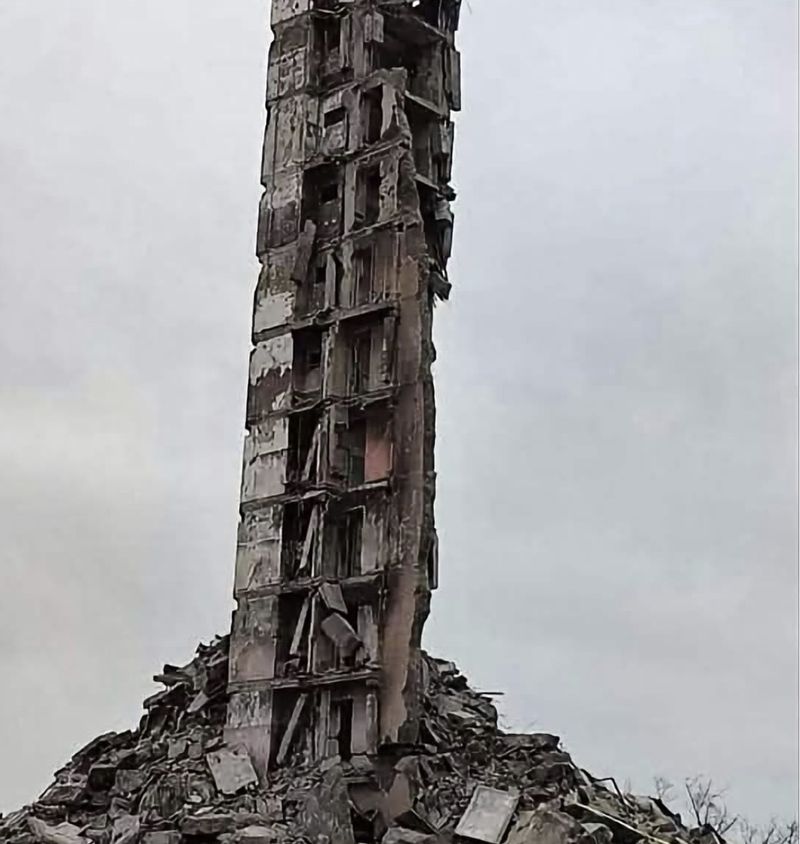 Я гадаю, що світ знає, як росіяни вбивають українців