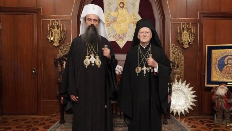 А Вселенський патріарх таки служив у Болгарії разом із їхнім